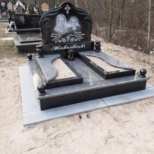 Памятник гранітний №Д2