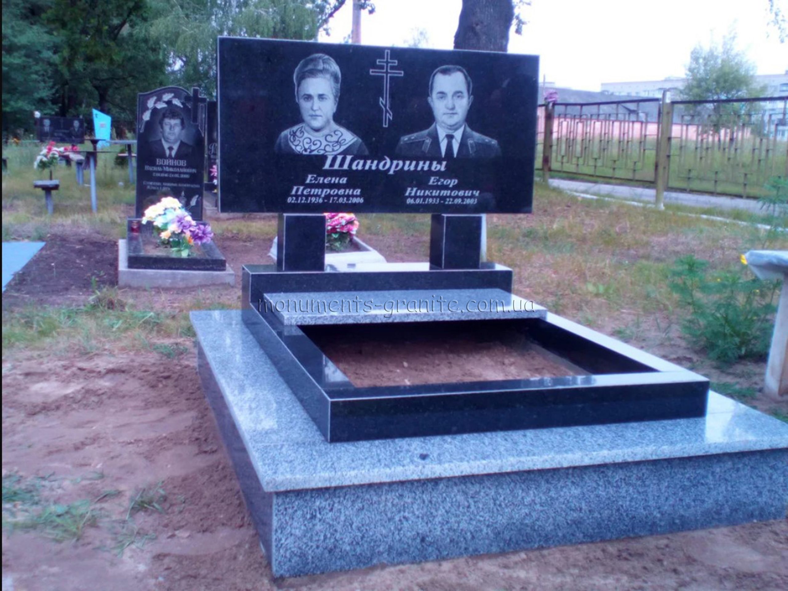 Памятник гранітний №Д34 Памятник гранітний №Д34