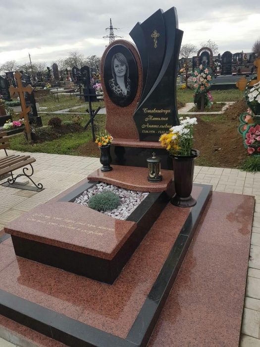 Памятник гранітний №35 Памятник гранітний №35