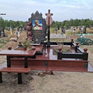 Памятник з граніту№Е23